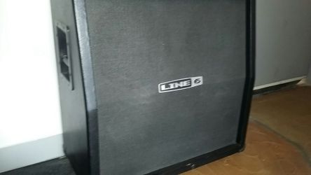 Line 6 amplifier speaker cabinet, vetta II