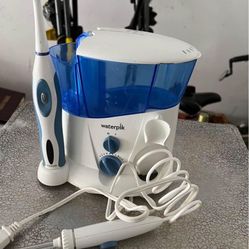 PHILLIPS Waterpick Teeth Cleaning System
