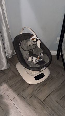 Baby swing