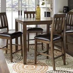 Beautiful Ashley Furniture Counter Height Dining Room Set With 4 Cushioned Chairs 
