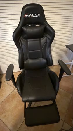 Gaming chair / computer desk