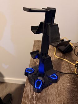 Gaming Controller/Headset Stand