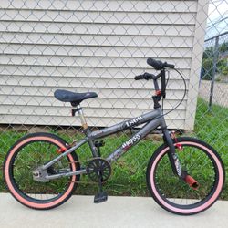 18" Kent Abyss BMX Freestyle Bike 