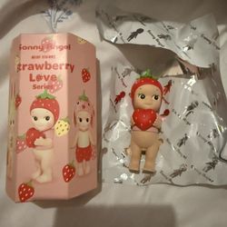Sonny Angel Strawberry