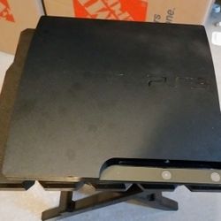 Ps3 Slim 160 Gb, 2 Controllers And Gta 5 Game