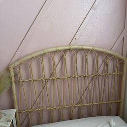 Wicker twin Bed Frame