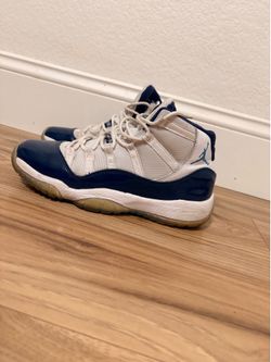 Jordan 11 size 7Y