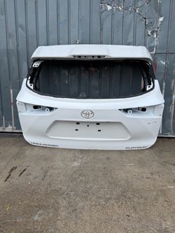 2020 2021 2022 2023 2024 2025 2026 Toyota Highlander Rear Tailgate