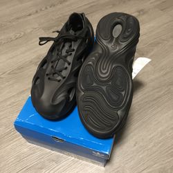 Size 9.5 M - Adidas adiFOM Q Black Carbon HP6586 Mens Sneakers - Yeezy Like  for Sale in Sacramento, CA - OfferUp