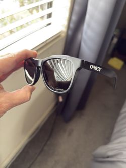 Oakley Frogskins Sunglasses 