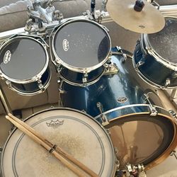 Pro Drum Set – Tama 6pc, Zildjian K Custom Cymbals, Sabian AAX, Black Panther Snare, Rack, Mics +