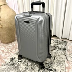 Samsonite Hardside Carry on Spinner Suitcase 