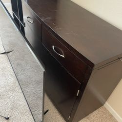 TV STAND/END TABLE 