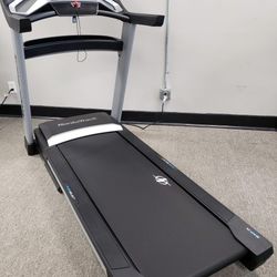 NORDICTRACK EXP7I TREADMILL ( LIKE NEW & DELIVERY AVAILABLE TODAY )