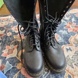 Doc Martin Boots 