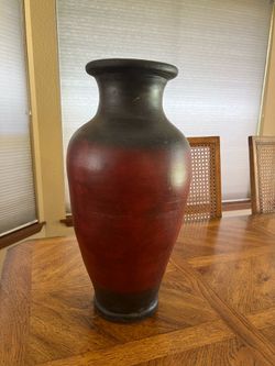 Pottery urn