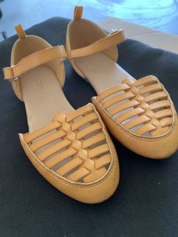 Girls Old Navy Sandals Size 11