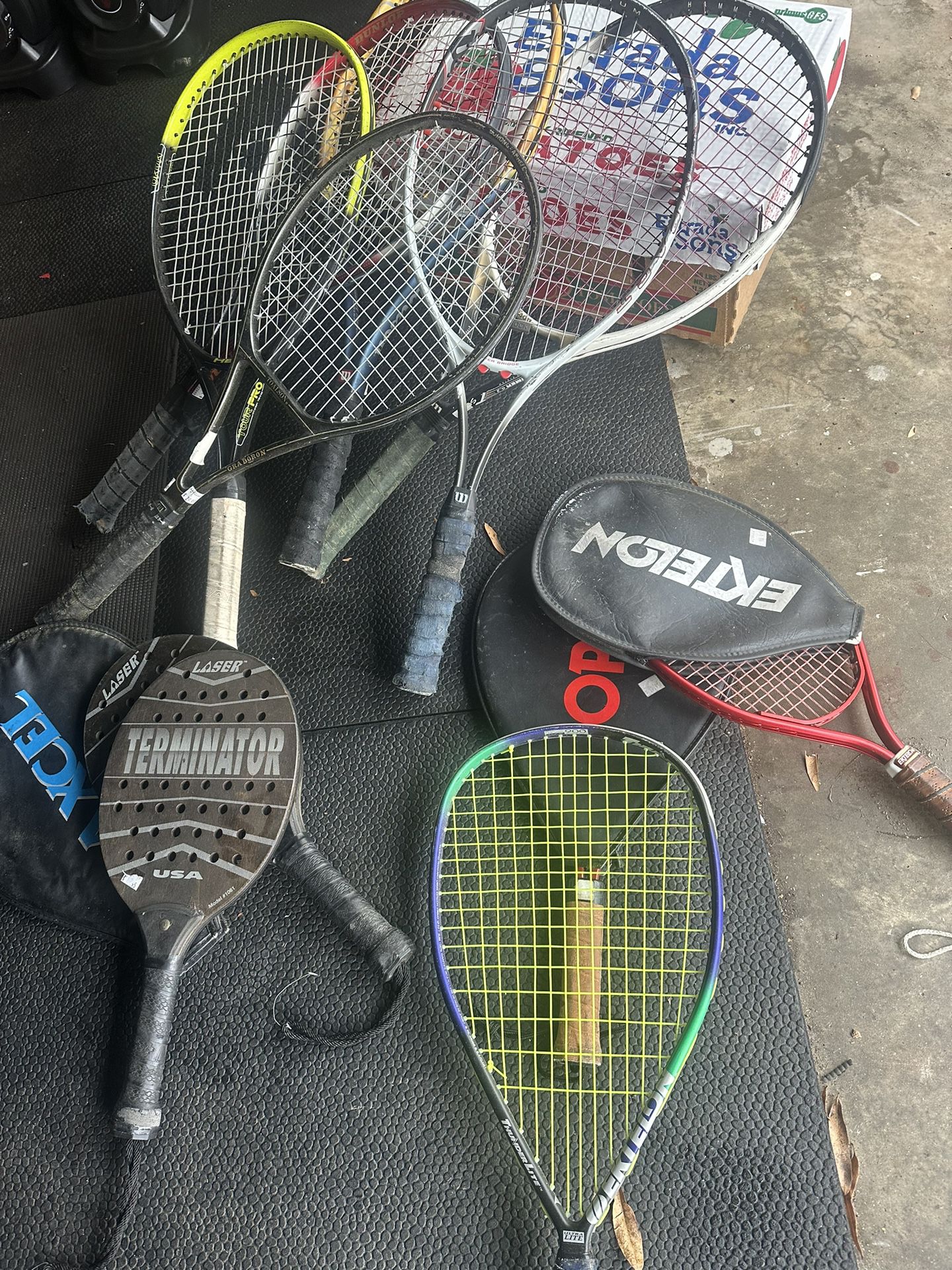 TENNIS RACKETS(ONE PRICE FOR ALL)