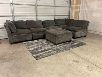Living Spaces 6-Piece Modular Sectional Couch - Grey - Huge & Comfortable