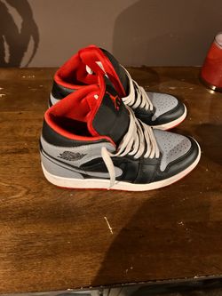 like new jordan 1 mids