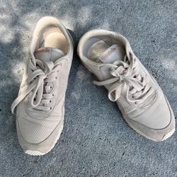 Reebok Rose Gold Shoes