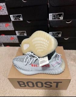 adidas Yeezy Boost 350 V2 Low Blue Tint B37571 Size 5 Mens / 6 Womens Brand New