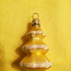 vintage Shiny Brite Christmas ornament