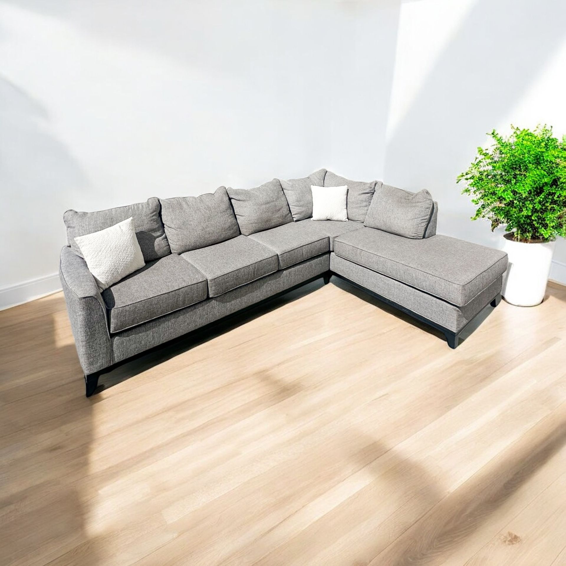 FREE DELIVERY! 🚚 Modern Gray Ashley Sectional – Good Condition!