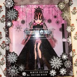 Monster High Draculaura Winter Howliday Doll