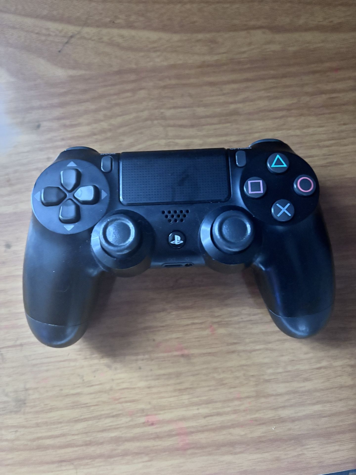 PS4 Controller