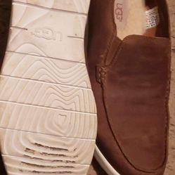 NEW Mens brown UGG shoes