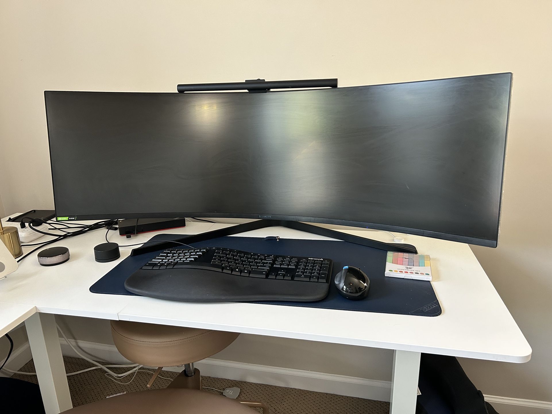 49″ Samsung Dual-QHD Monitor + Extras 🖥️