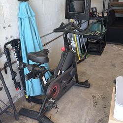 Exercise bike working peleton style