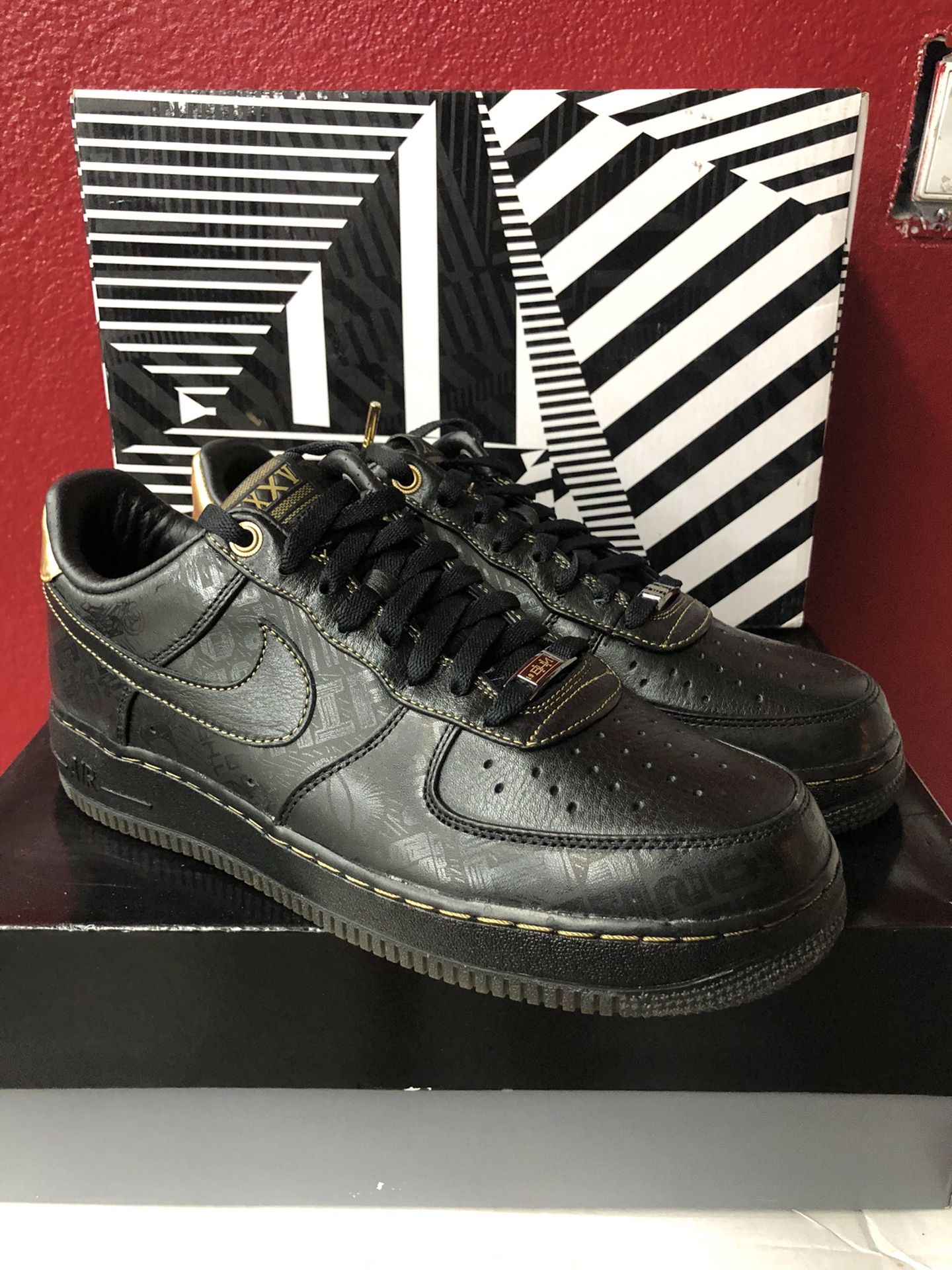 2011 Nike Air Force One BHM brand new no box size 10.5