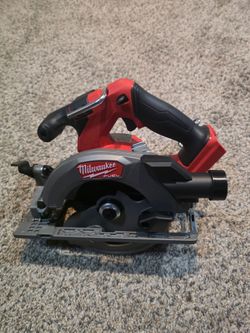 Milwaukee Circular Saw 6½