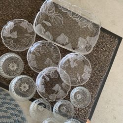 Cristal Set Of Plates And Bowls $18