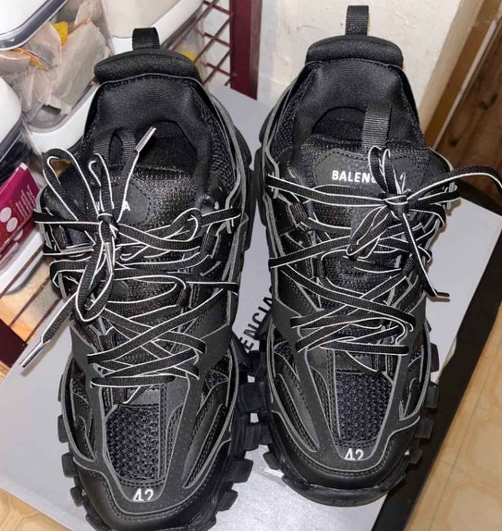 Balenciaga Track Black Size 9