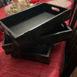 Chest With Tray