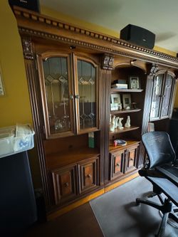 Gorgeous Solid Executive Desk Set