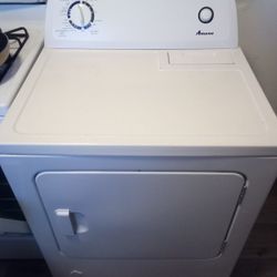 
Whirlpool Washer & Amana Dryer – $600 (or $350 each) 