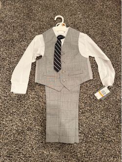 Boy size 3t new with tags