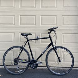 Trek 7.2 FX – Hybrid Fitness Bike – 25” Frame (63.5cm) – 700c Wheels 24-Speed Bicycle XL ~6'4"-6'9"
