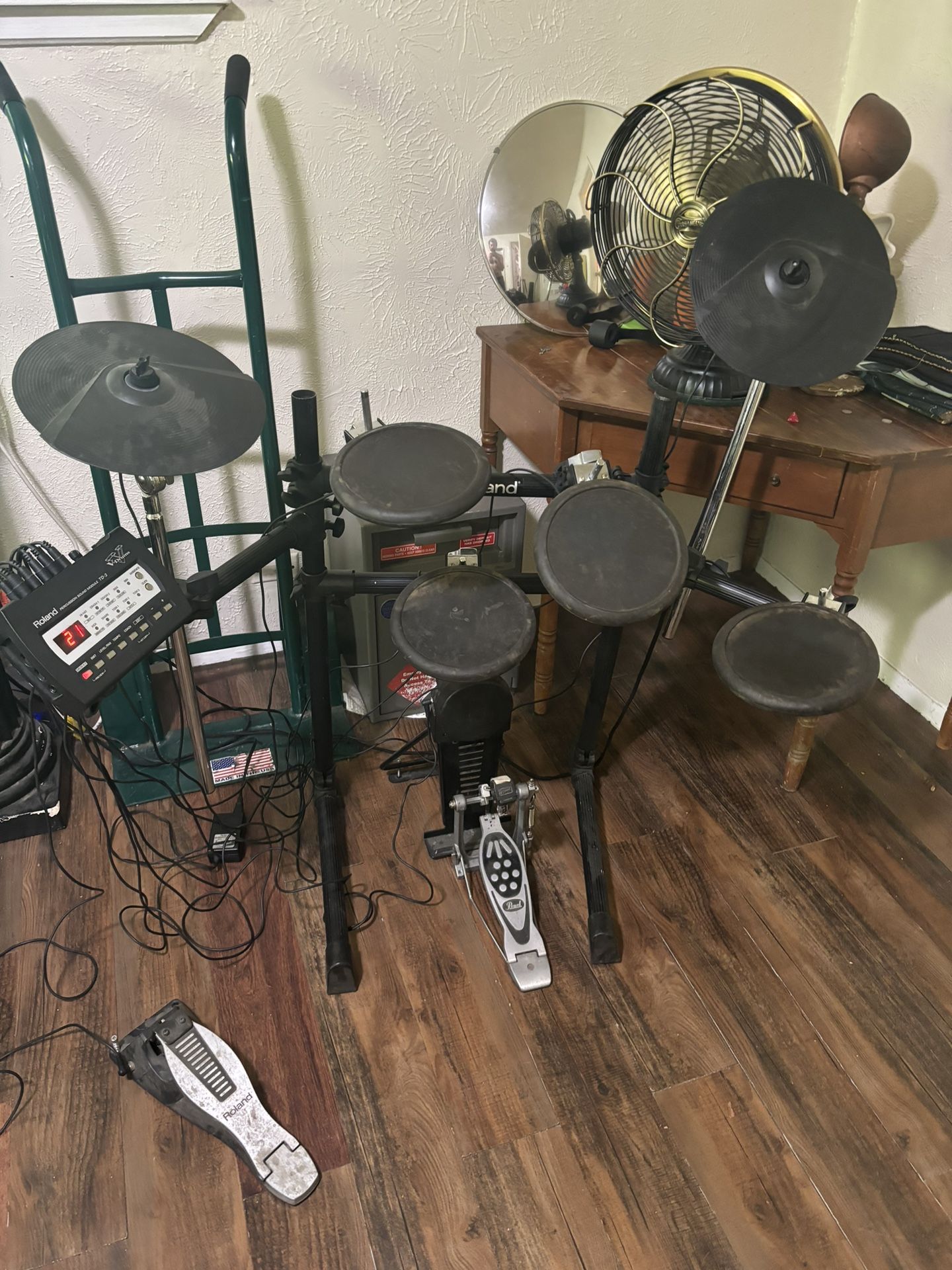 Electric Drum Set