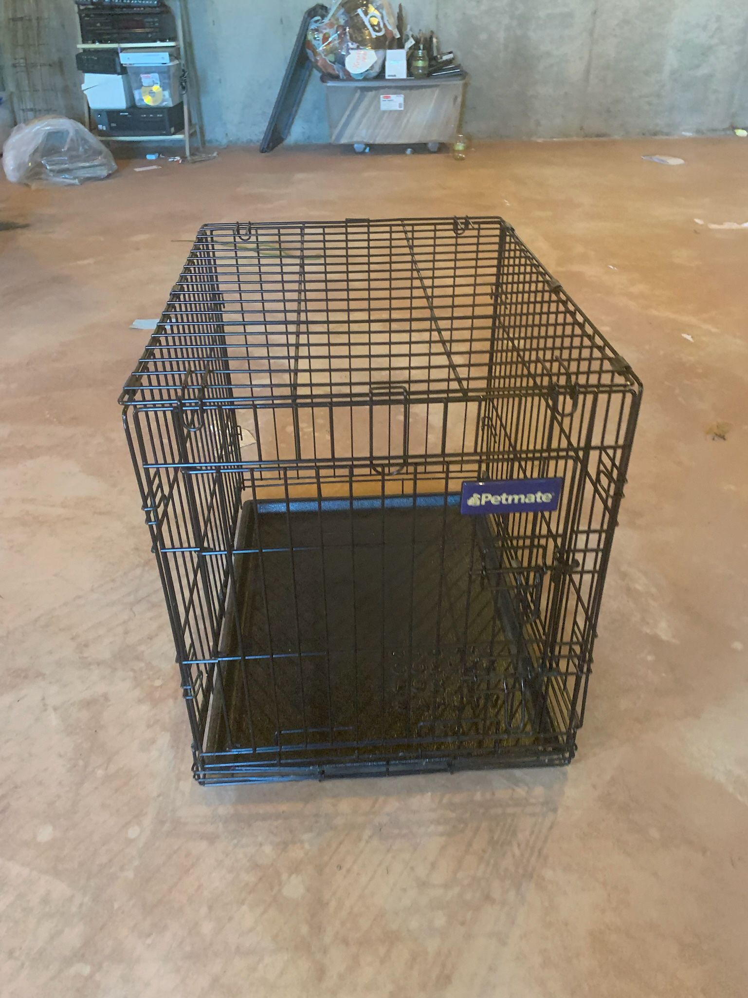 XL Dog Crate (H 21”, W18”, L24”)