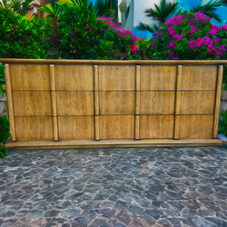 Henredon 9 Drawer Dresser