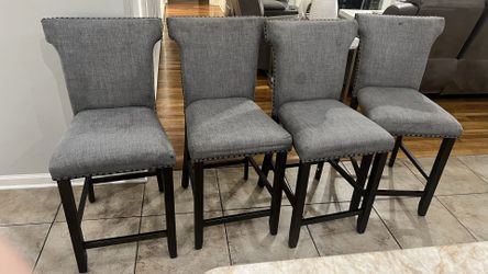 Counter Height Chairs