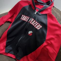 Portland Trail Blazers Zip Up Hoodie/Youth Size L