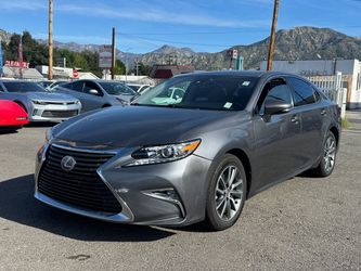 2017 Lexus ES 300h