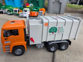 $30 Garbage Truck