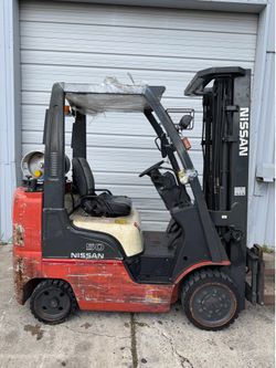 Nissan forklift